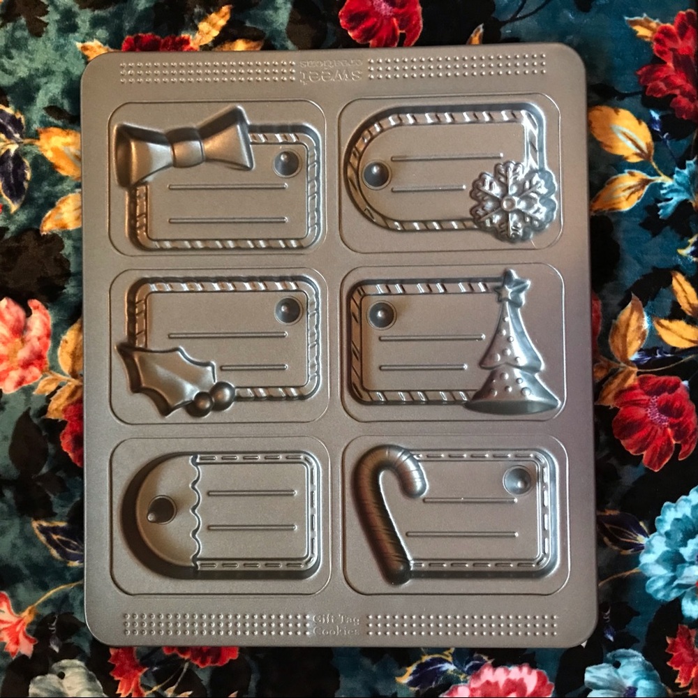 Gift Tag Cookie Sheet